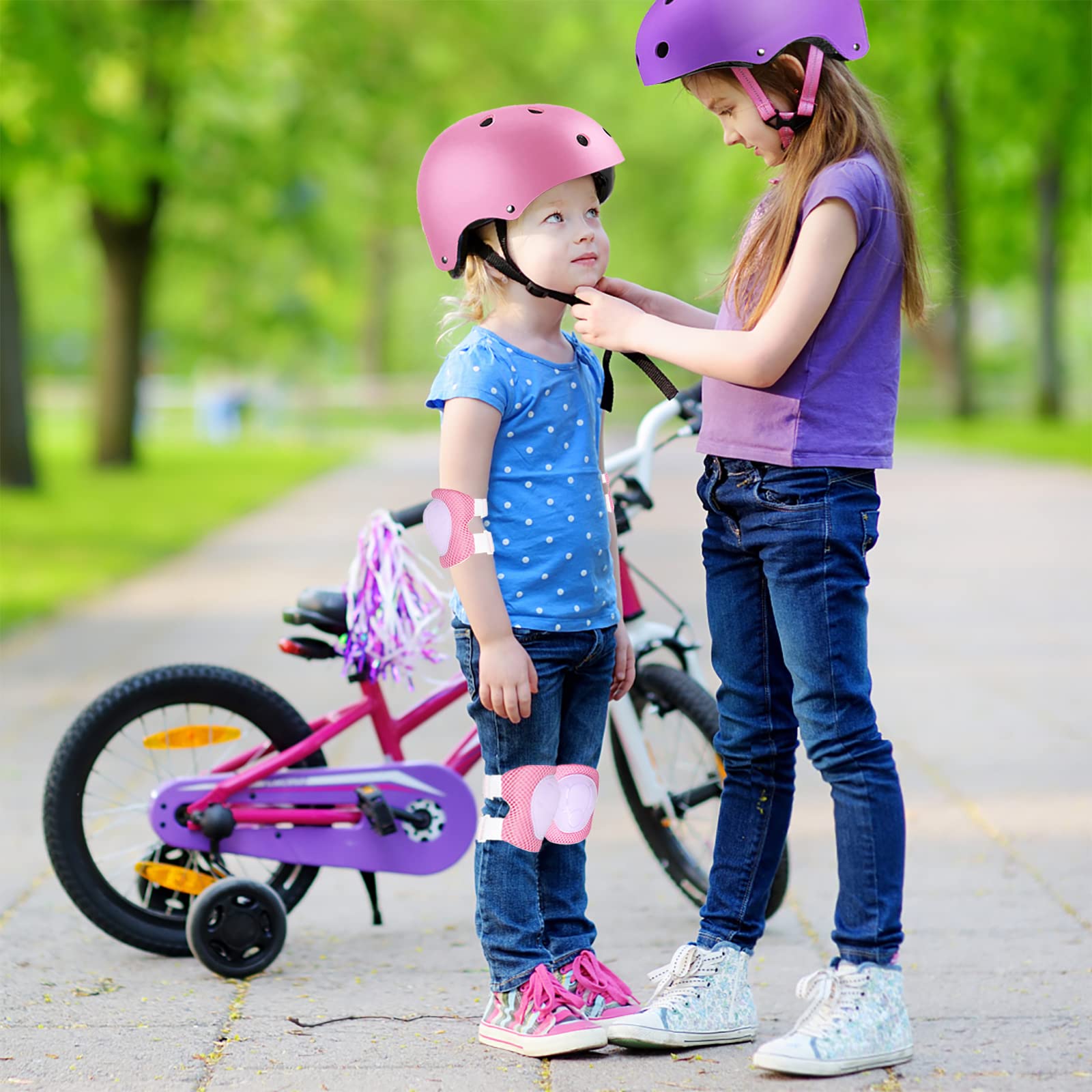 7-piece protective gear set includes helmet and pads