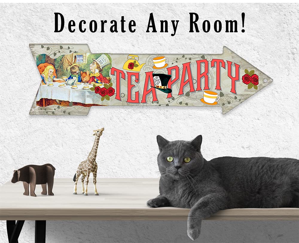 Directional arrow design decorative metal sign