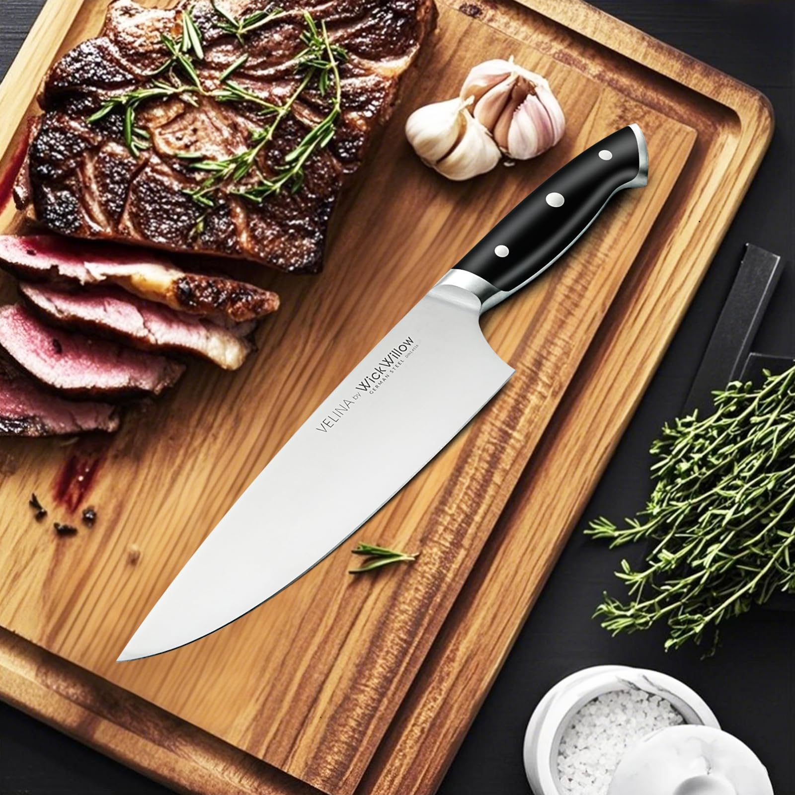 All-purpose kitchen knife suitable for dicing mincing and slicing