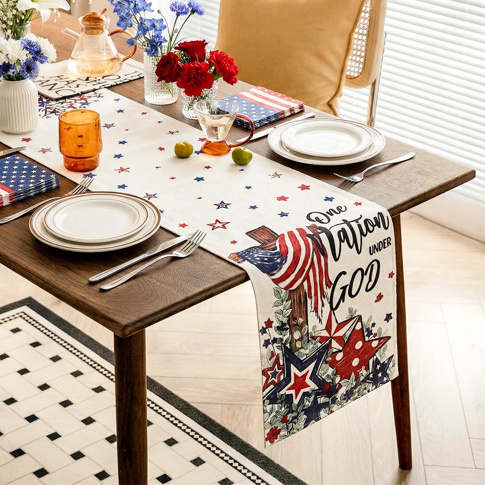 Stars and flowers motif on patriotic runner for dining