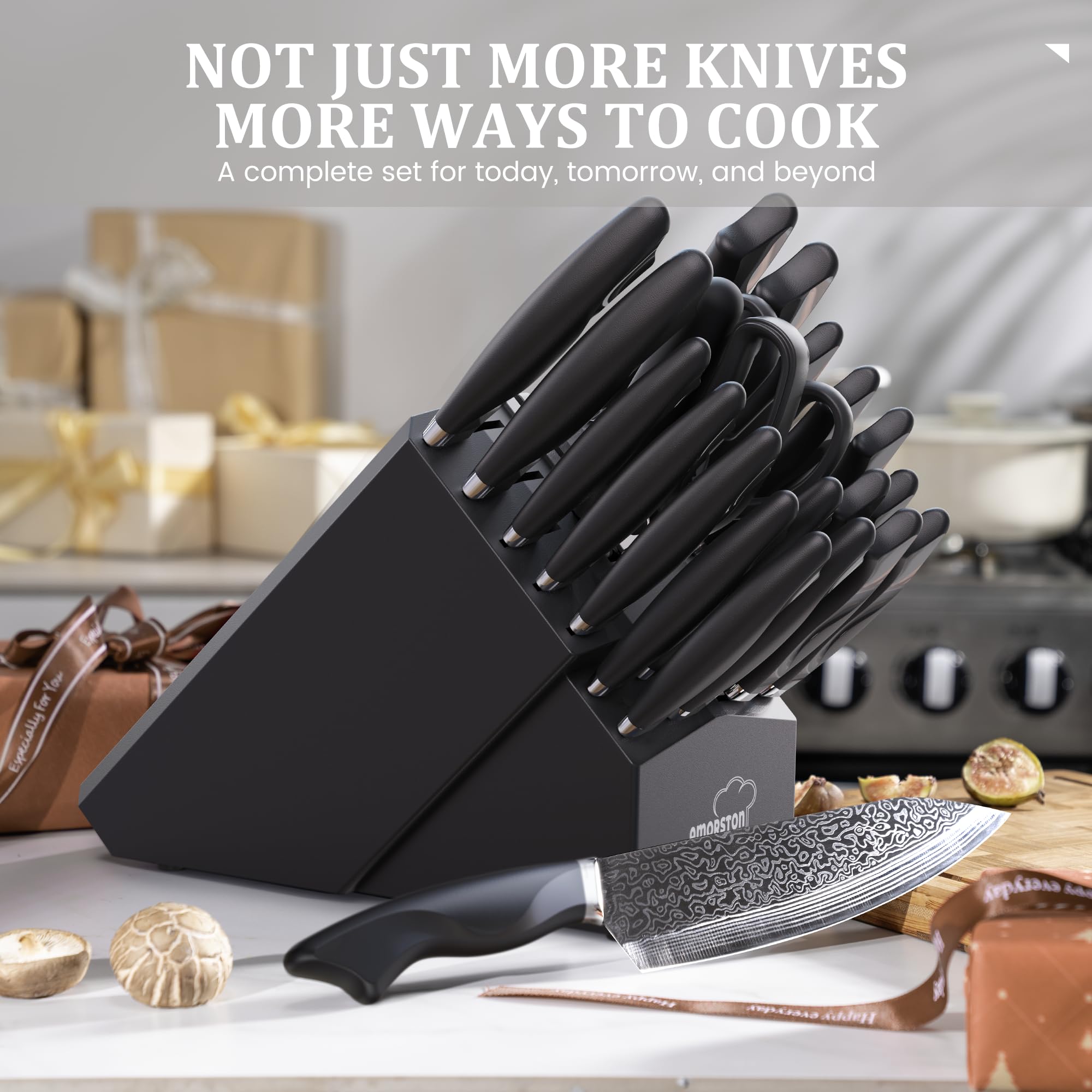 Bread knife included in Amorston set