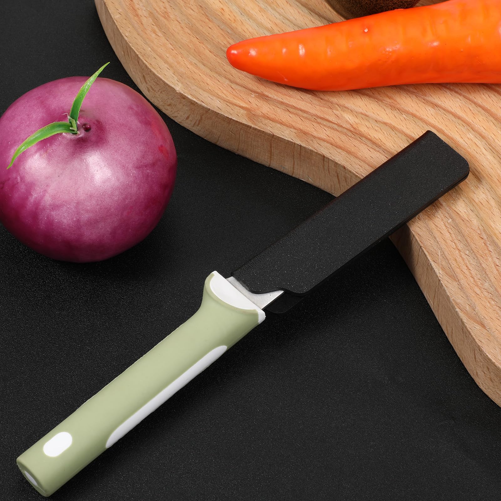 Angled opening design for easy knife access