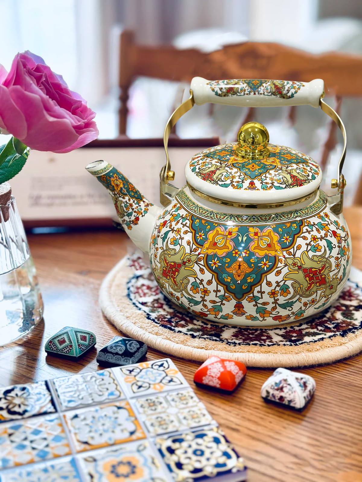 Anti thermal conductive plastic and ceramic teapot build