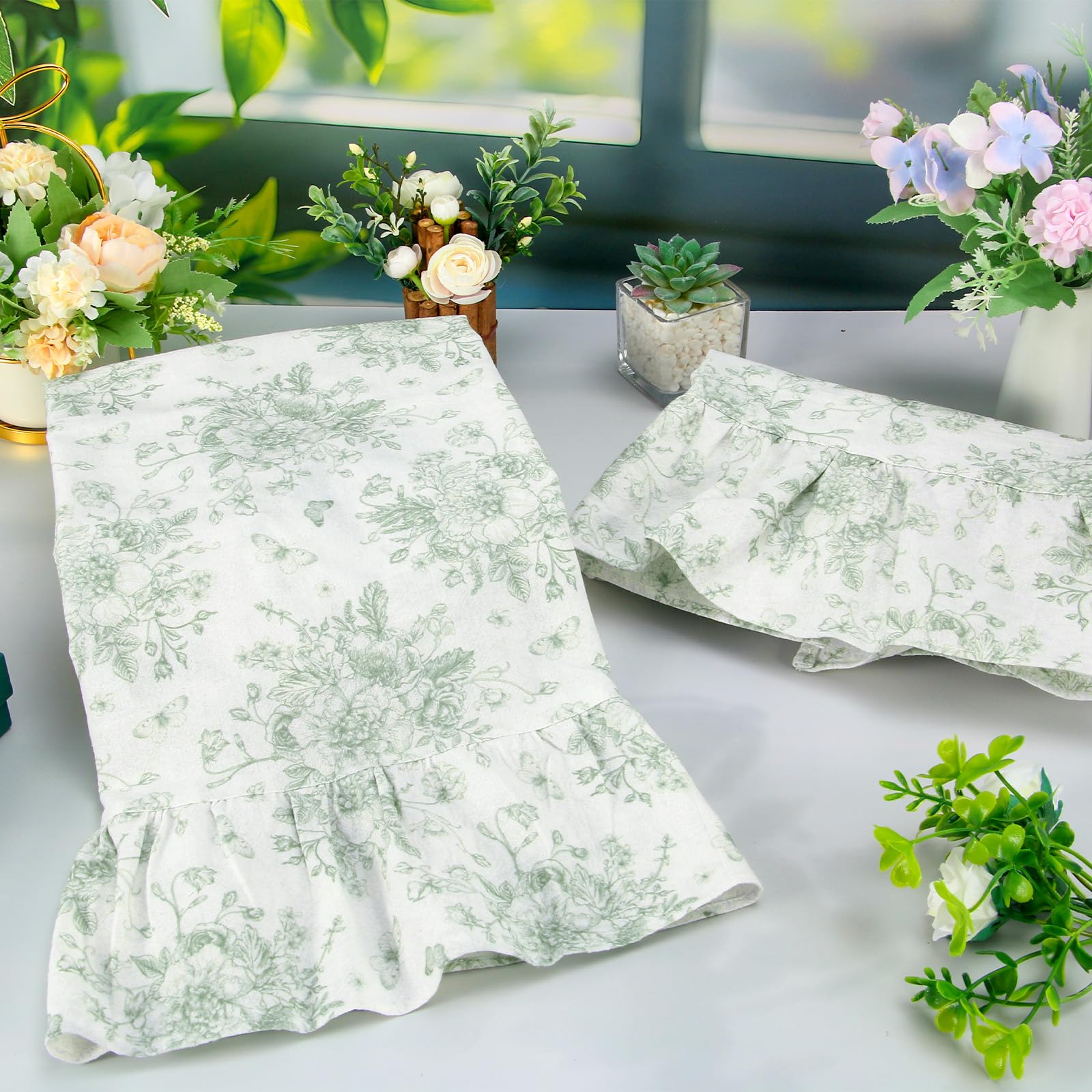 Ruffled edge dish towels used for drying dishes