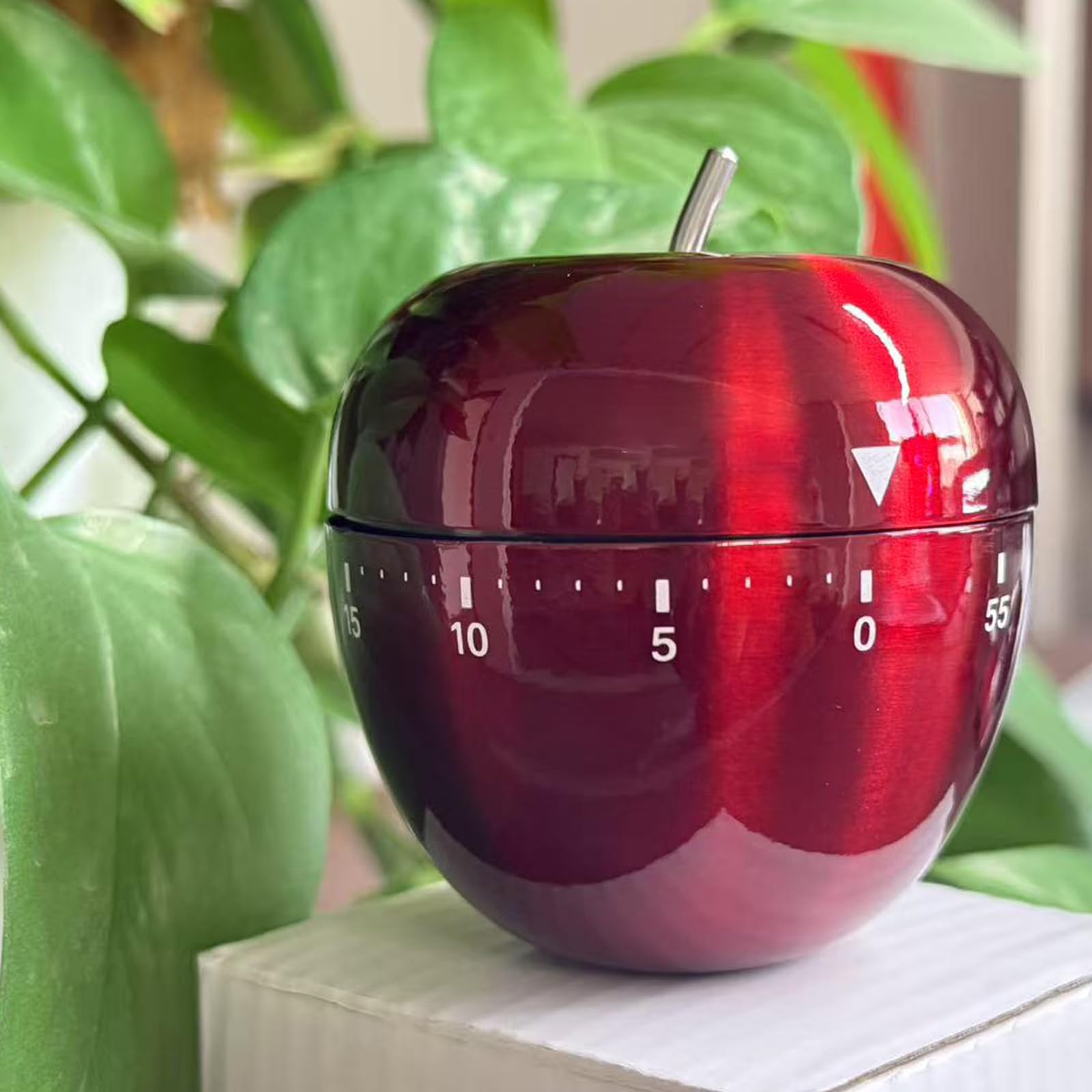 Durable wind up timer suitable for kitchen and classroom use