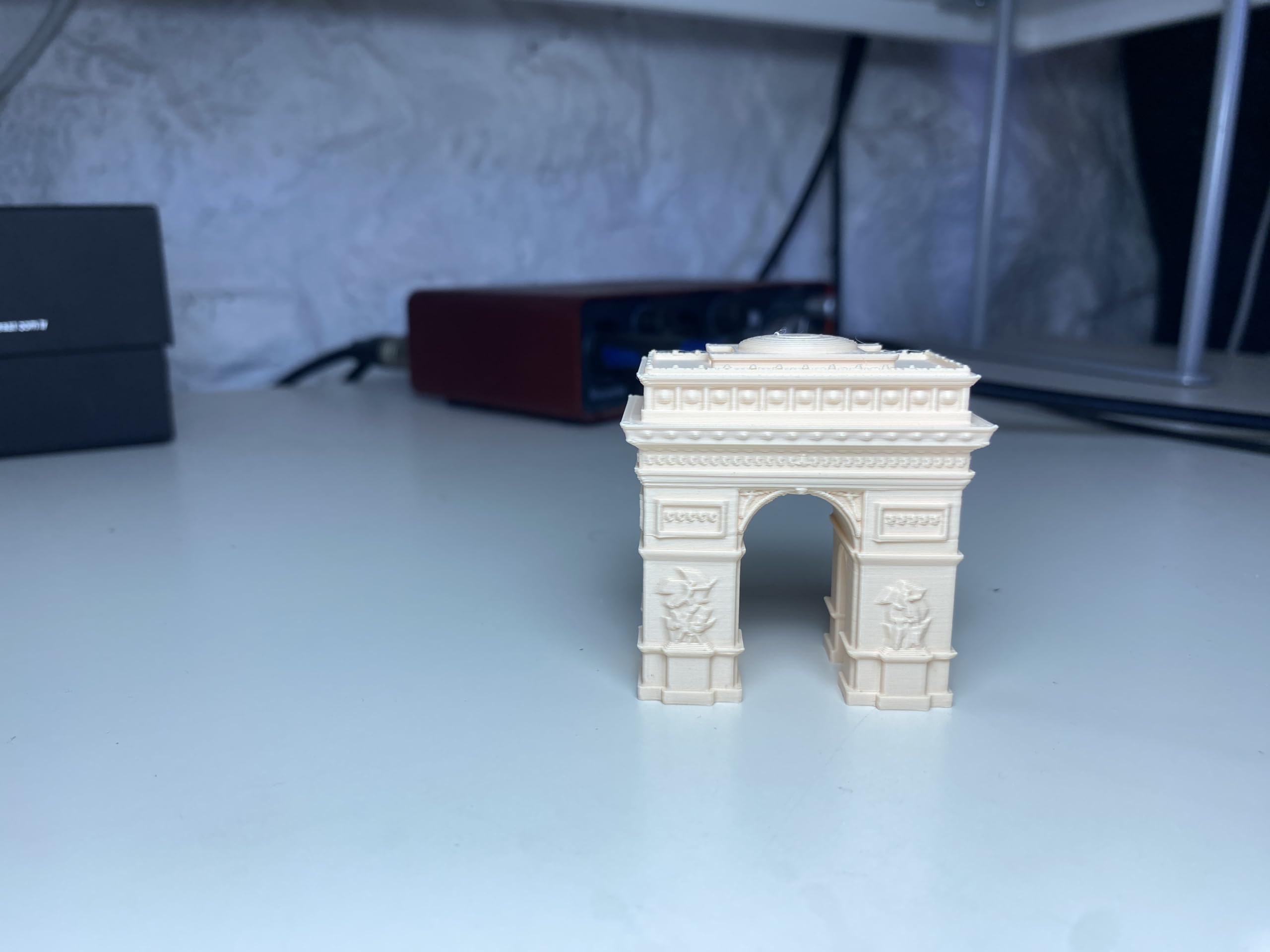 Detailed Arc De Triomphe PLA mini model from side angle
