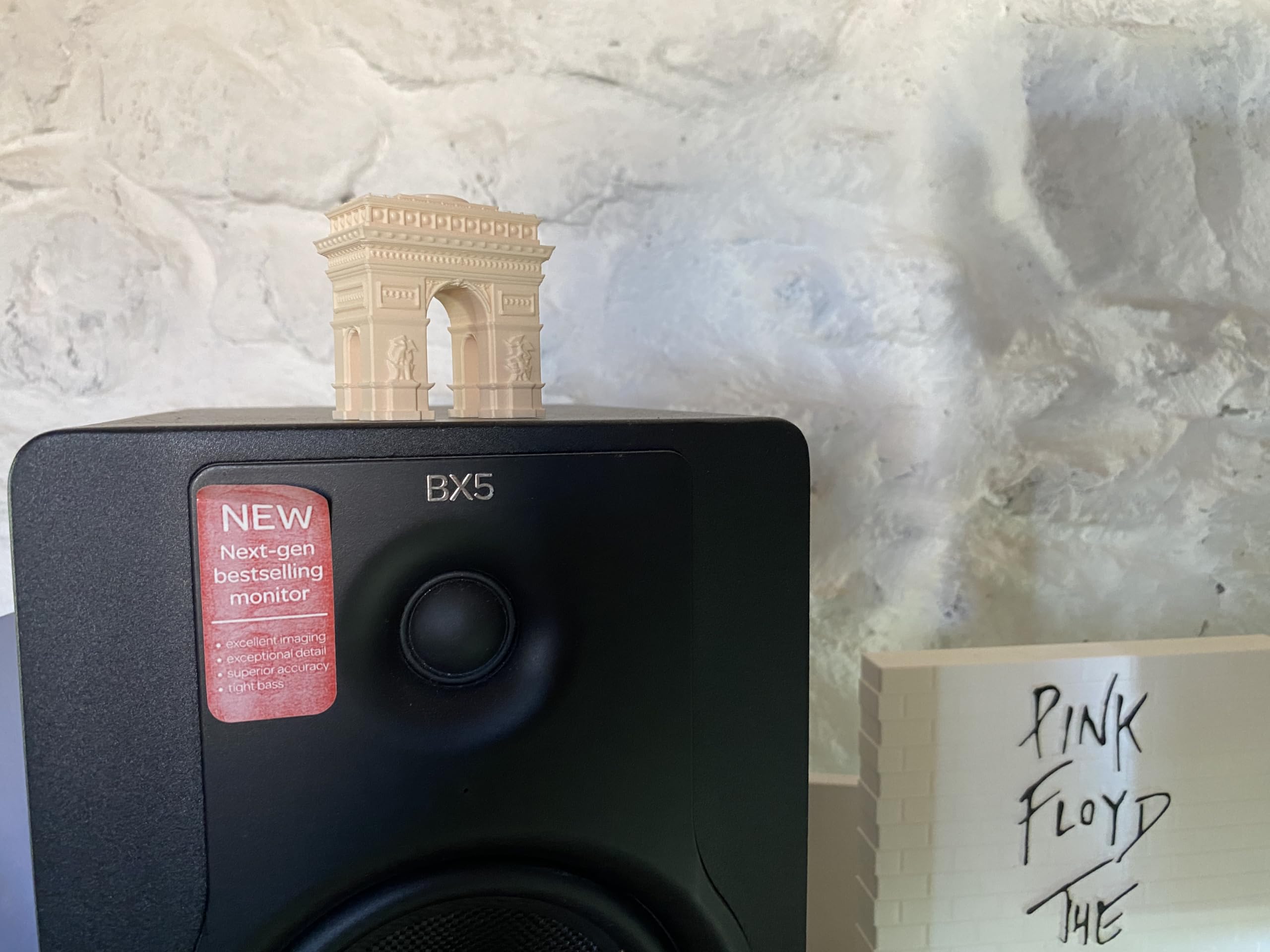 Arc De Triomphe mini model for architecture lovers