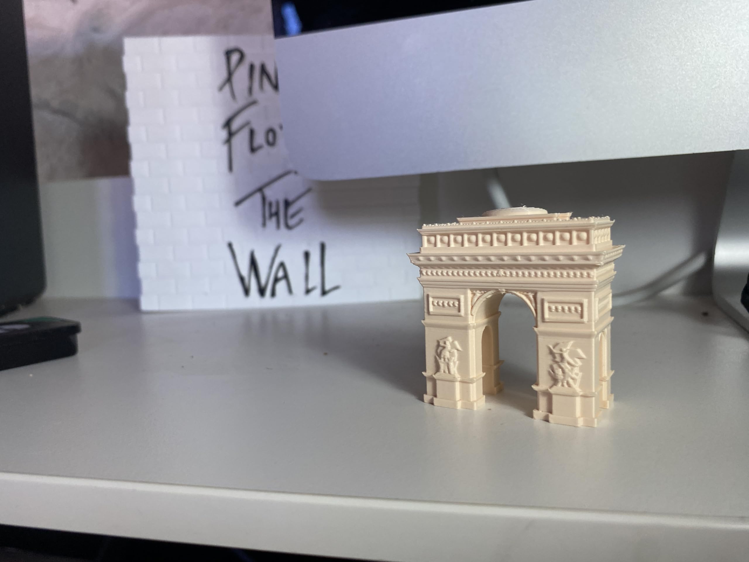 Arc De Triomphe PLA replica suitable as gift idea packaging
