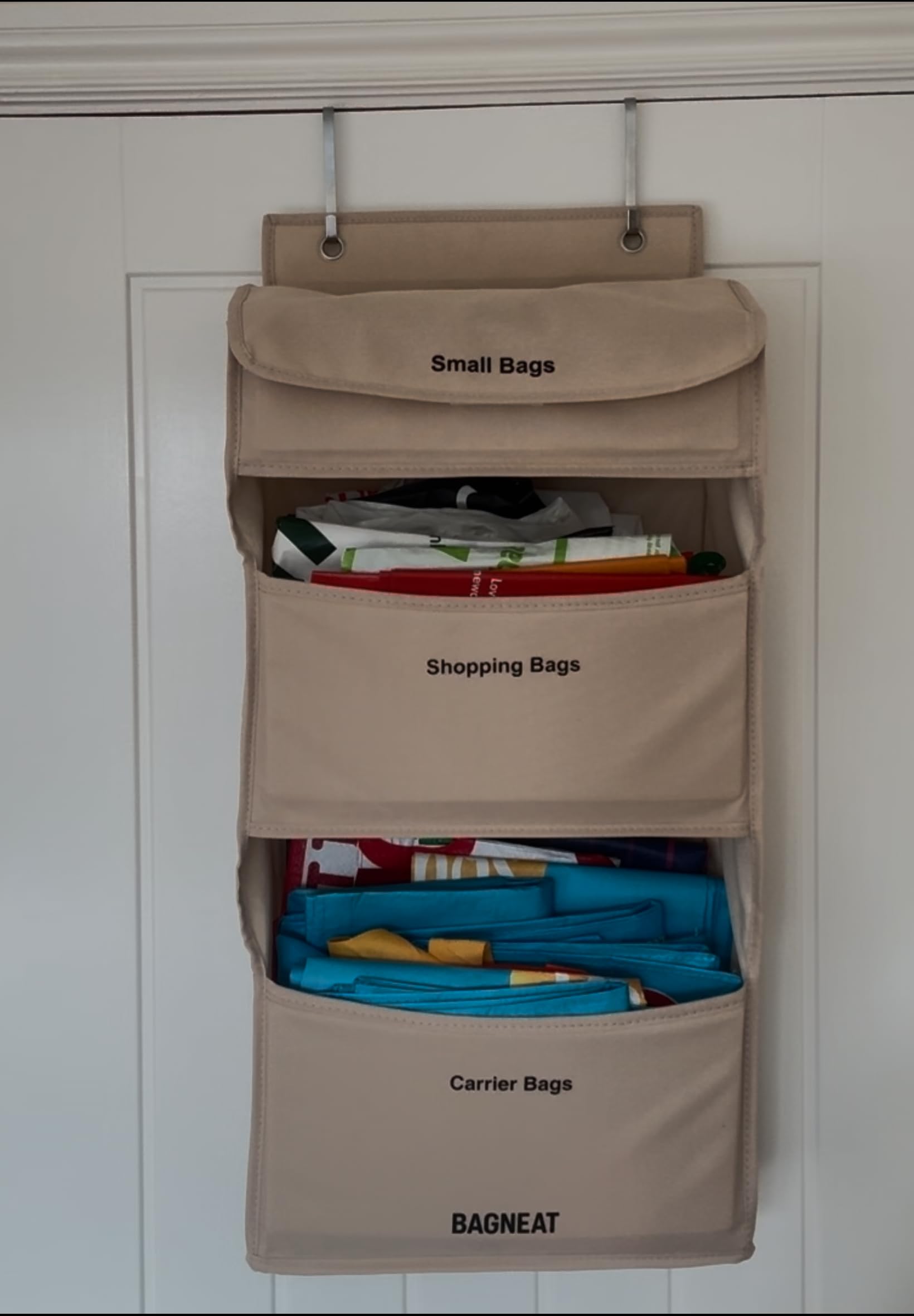 Beige waterproof BAGNEAT bag holder for kitchen or pantry