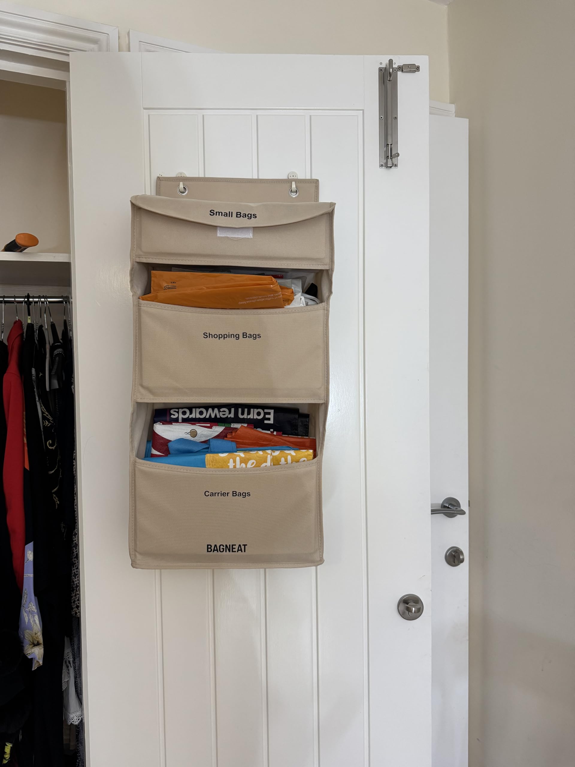 Kitchen BAGNEAT bag organizer in beige with included over-the-door hooks