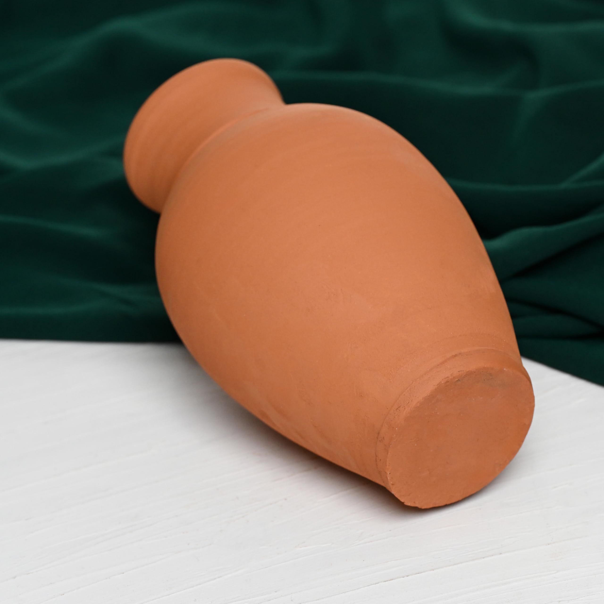 Barbecue friendly kebab pot for slow cooking