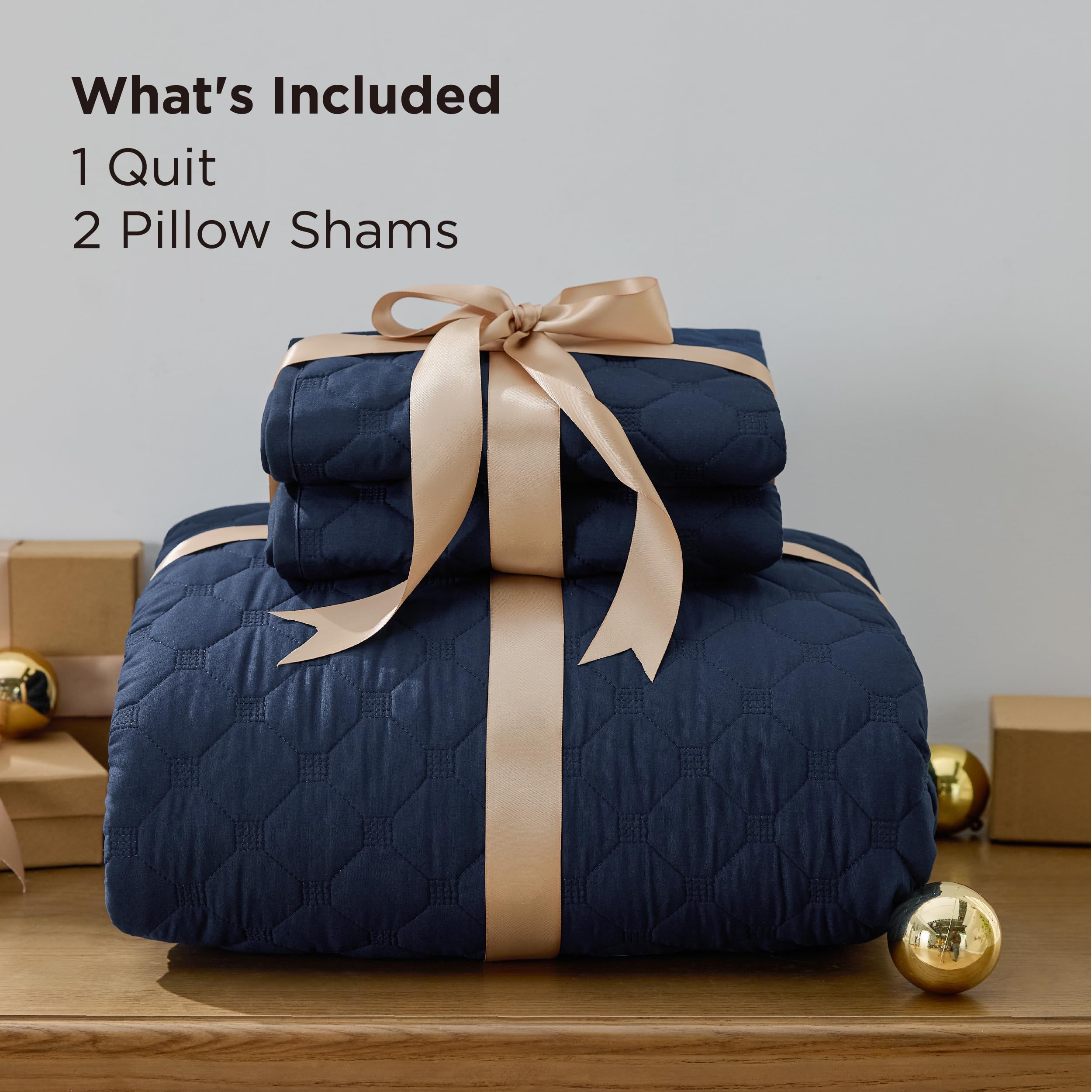 All-season Bedsure quilt set for queen bed