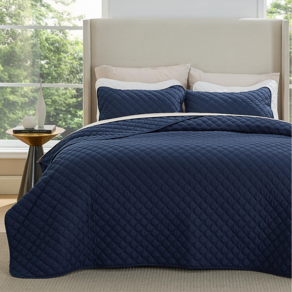 Bedsure Quilts Queen Size navy honeycomb quilt set