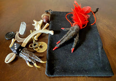 Chicken foot totem among divination tools