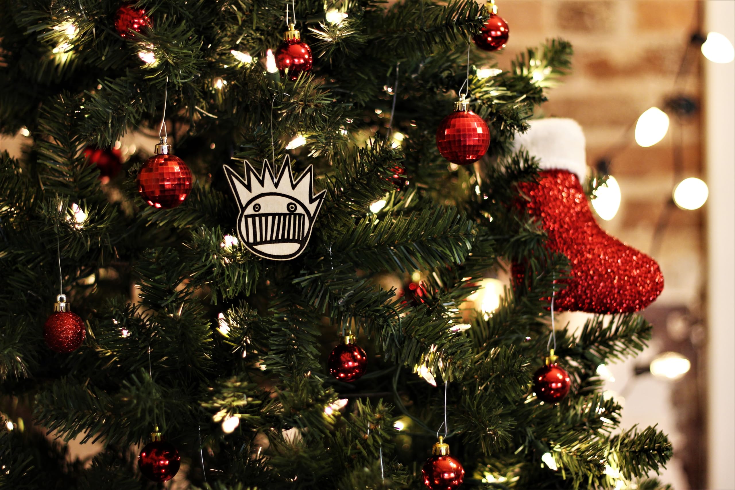 Gift-ready birch wood ornament from Weener Fan