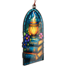 Miniature work of art ornament with intricate motifs