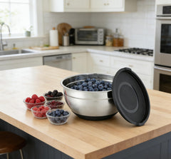 Anti-slip silicone base on Boskermeal mixing bowl