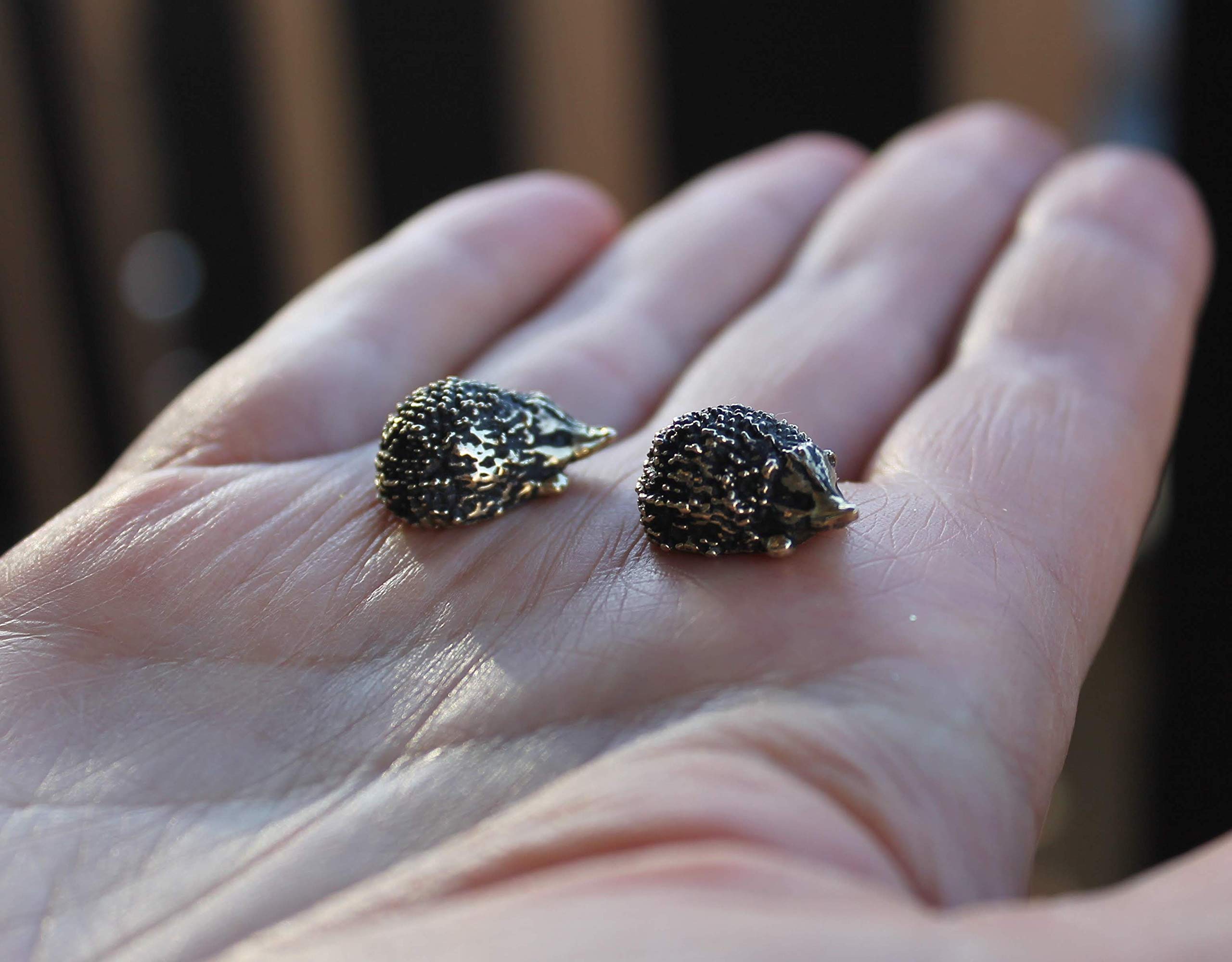Brass hedgehog miniature decorative item for shelf