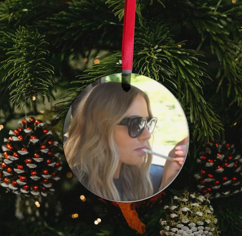 Bravoholic fan ornament from Bravo TV Housewives