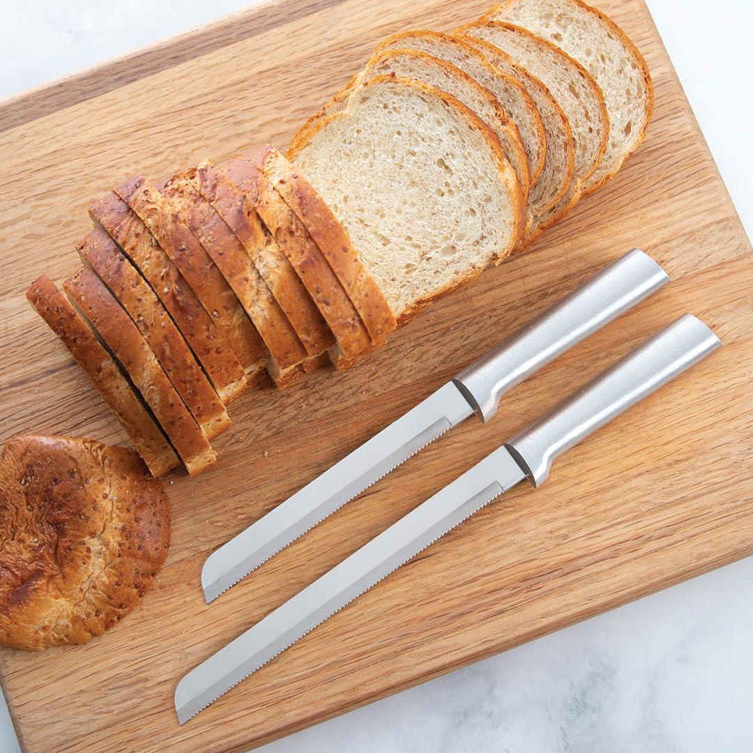R143 model bread knife by Rada Cutlery