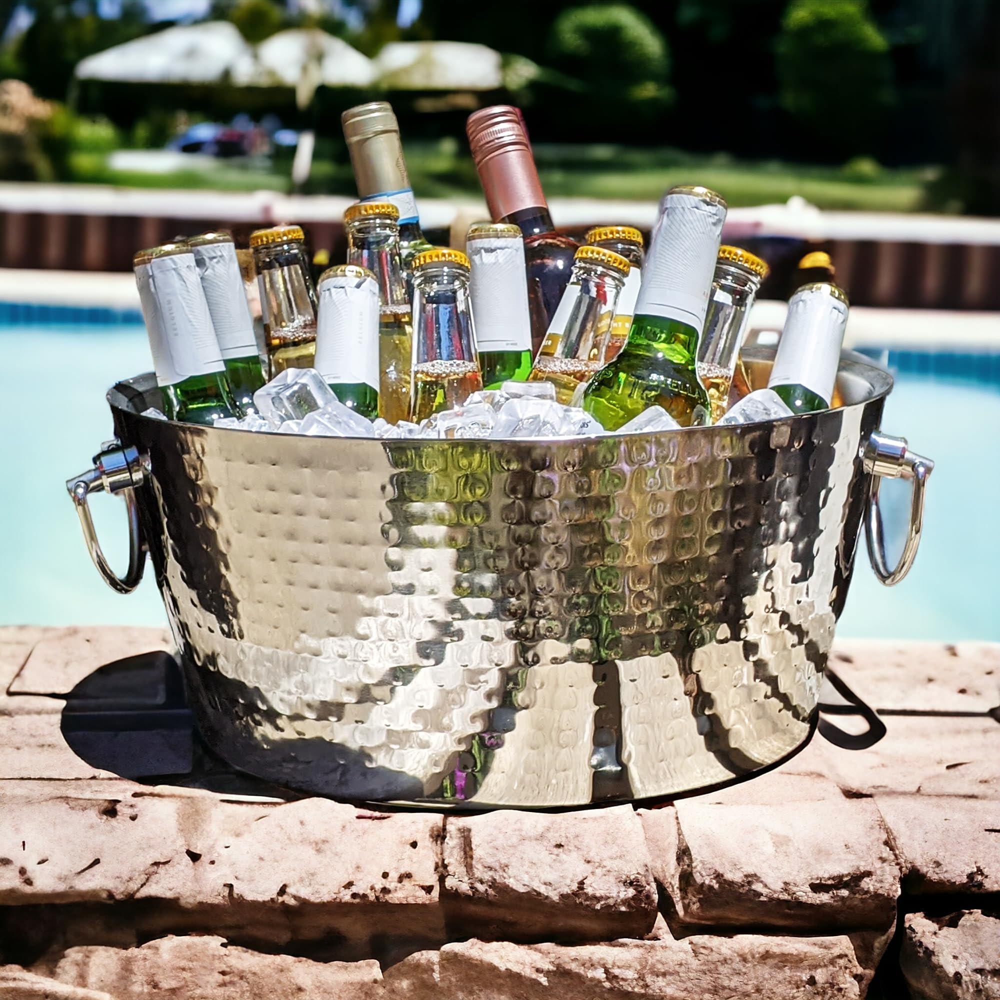 Anchored beverage tub with double hinged handles
