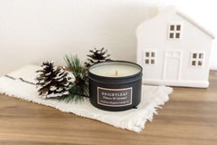 Brightleaf Tobacco and Caramel scented candle with vanilla spice notes