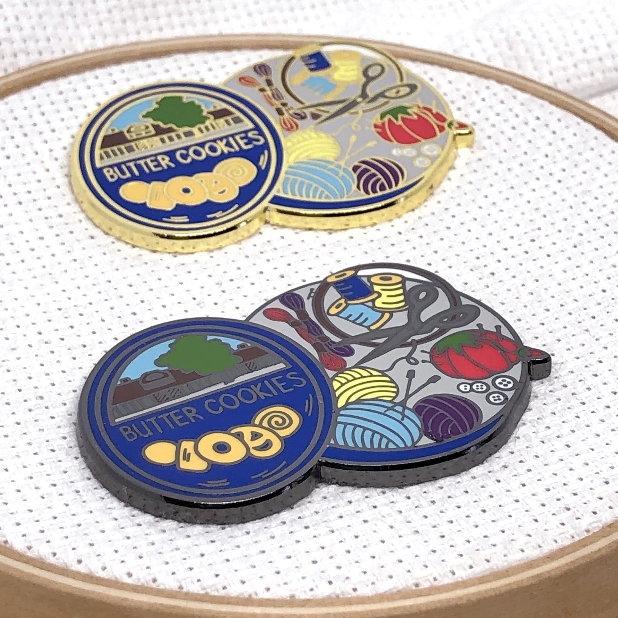 cookie tin craft supplies needle minder used as pattern holder