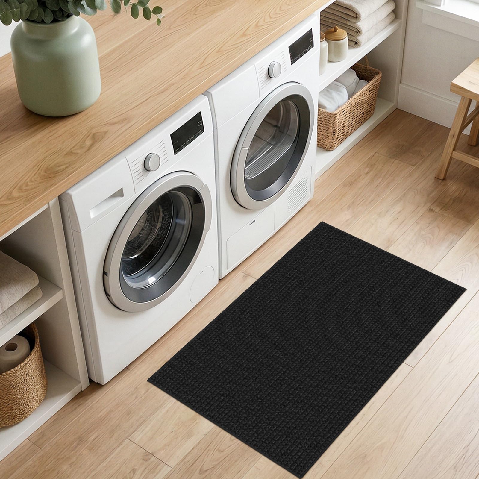 Unpackaged BYYVOO 2x3 rug product packaging image