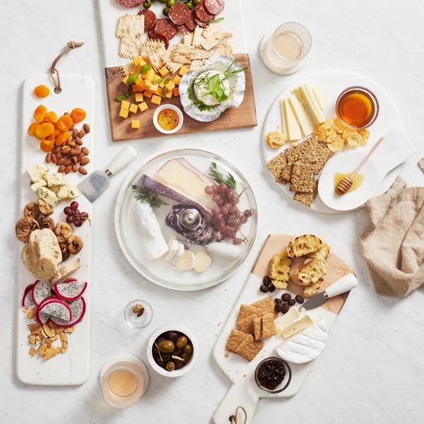 Serving board and cloche for parties and gatherings