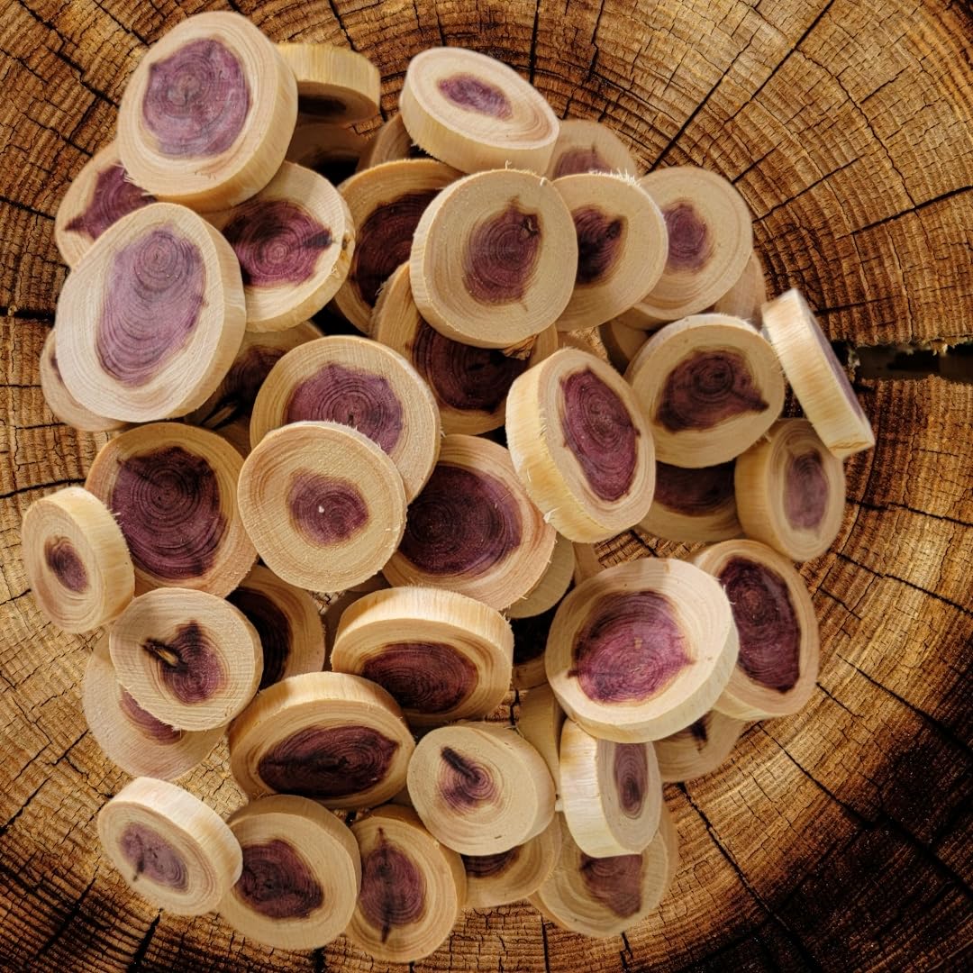 Sustainably sourced eastern red cedar slices