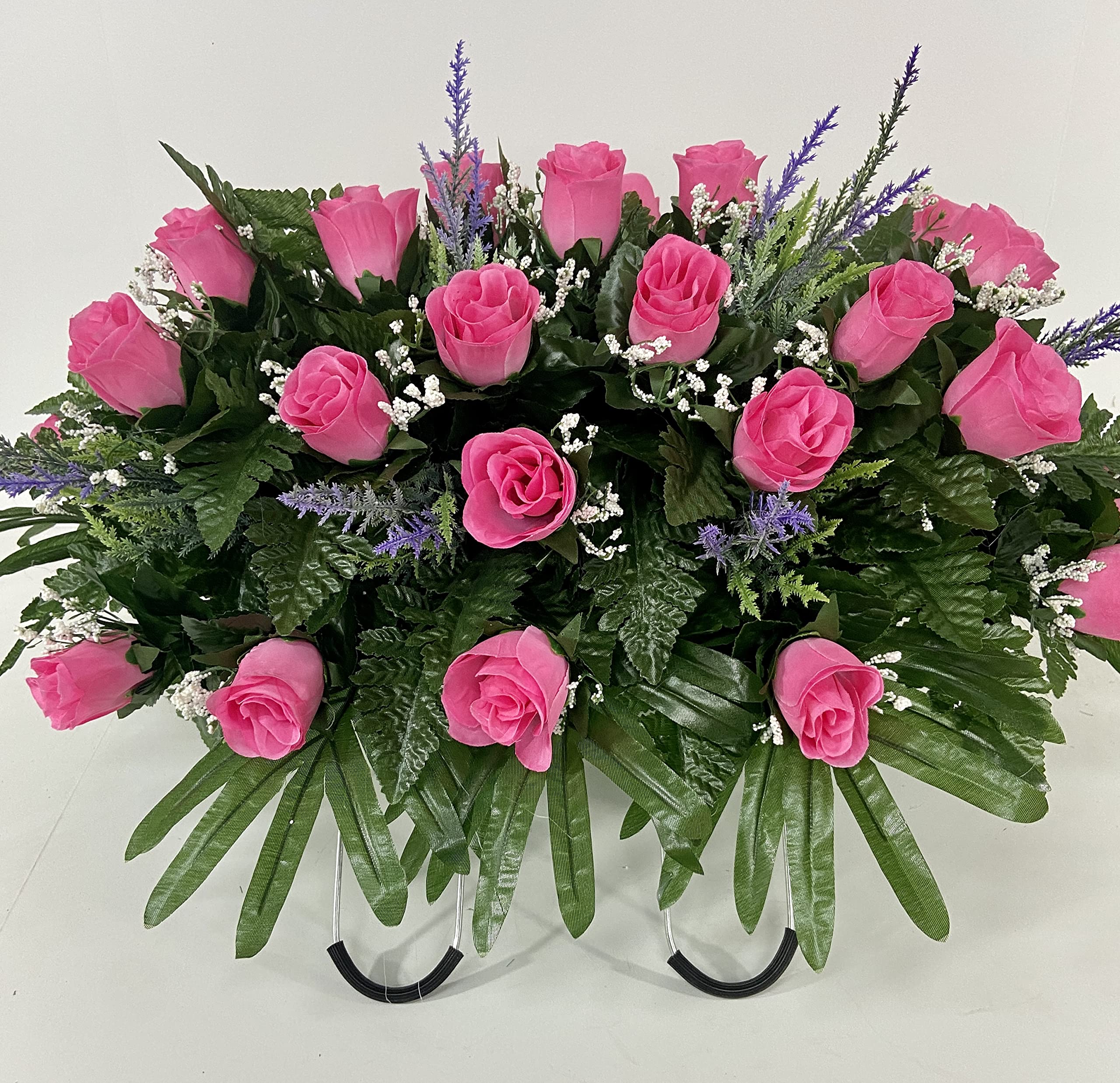 Cemetery arrangement with flexible metal legs and rubber coverings