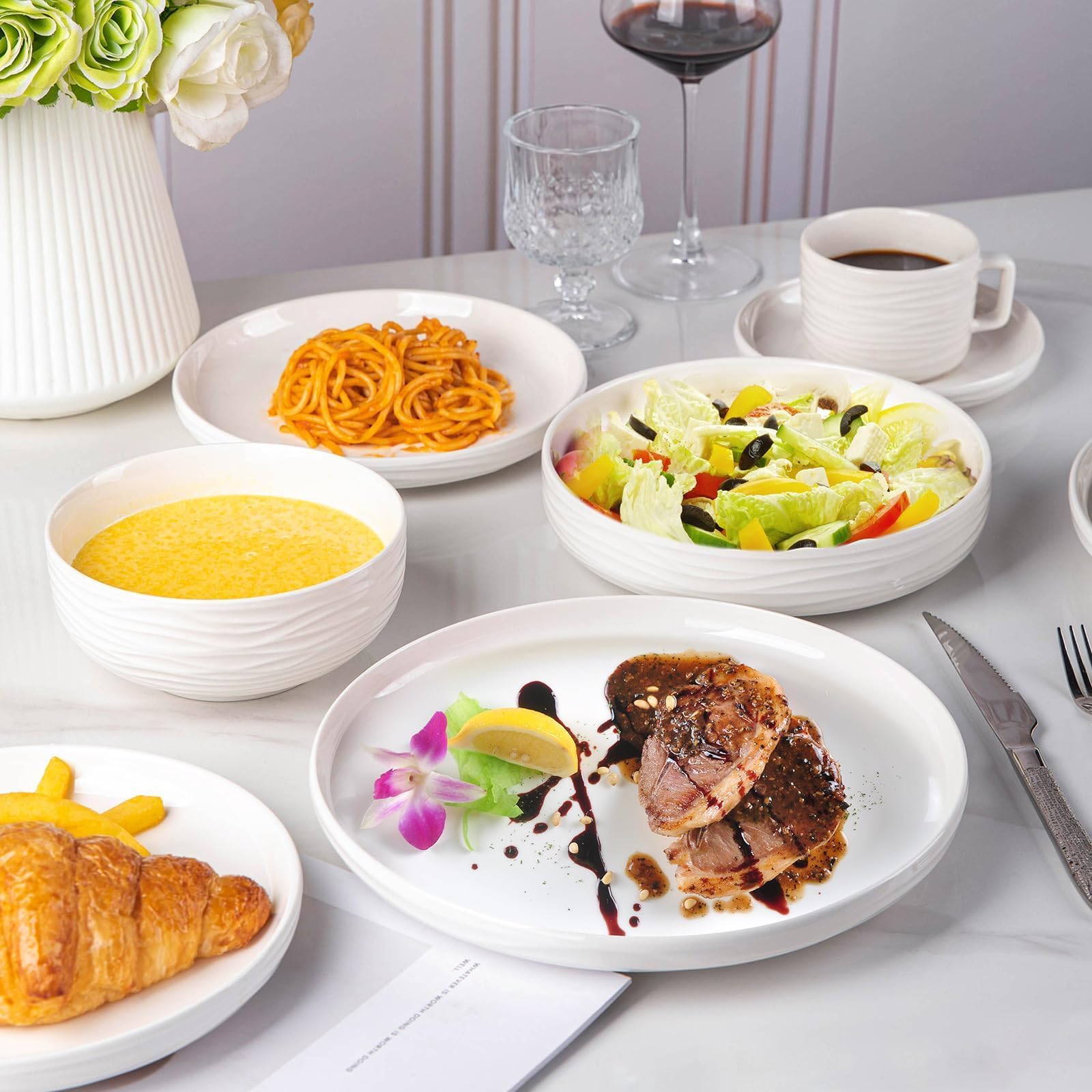 Gift-ready CHILDIKE porcelain bowls for table setting
