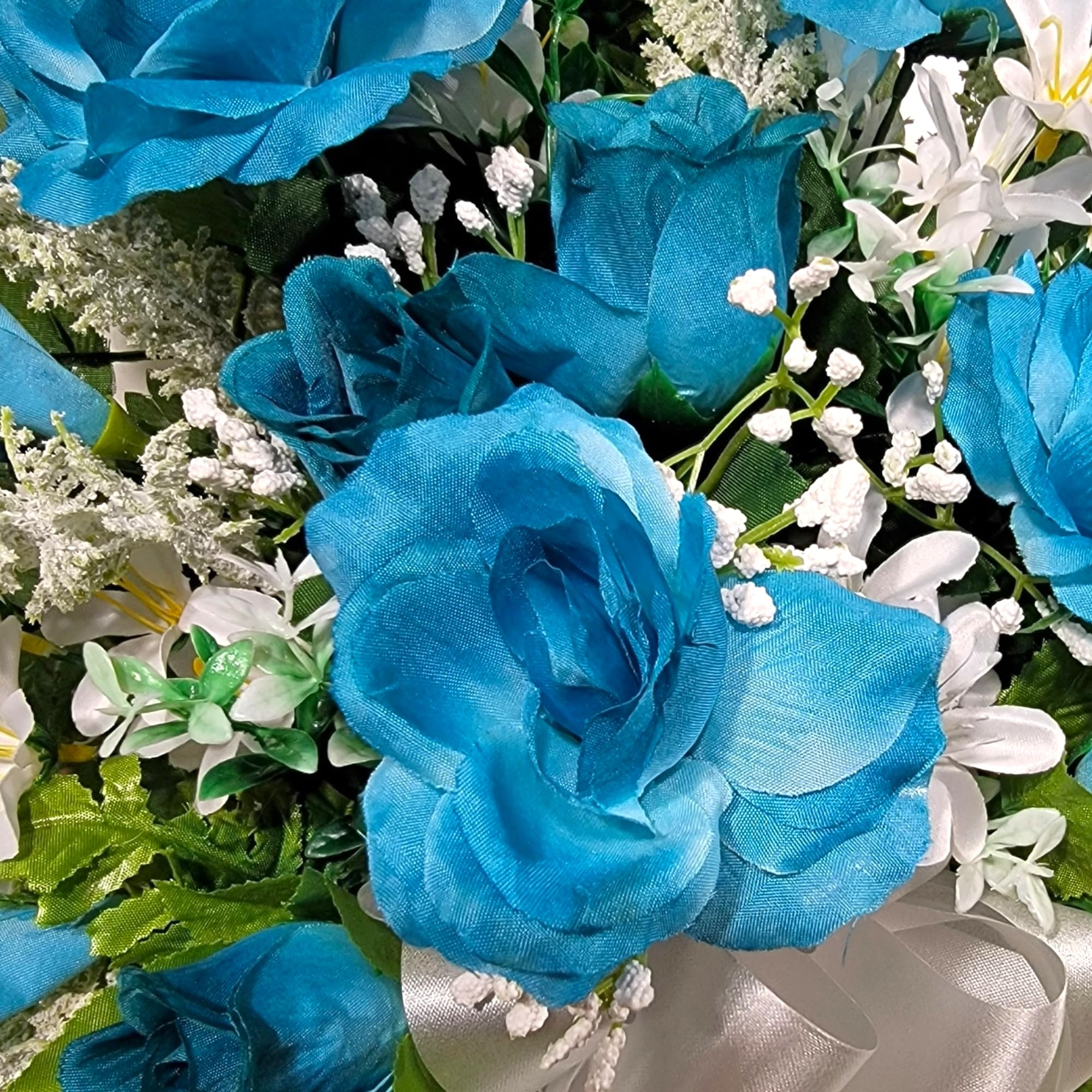 Seasonal memorial flowers suitable for Christmas or winter