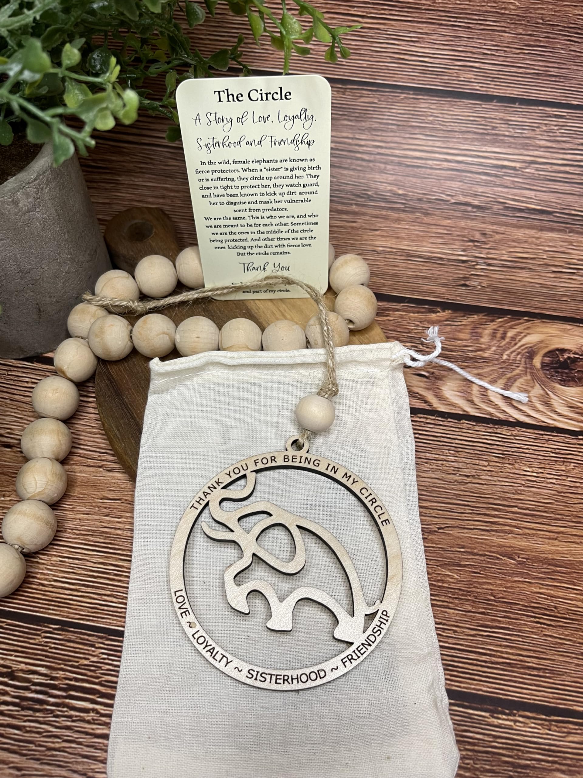 the-circle-elephant-ornament-story-card-cotton-pouch