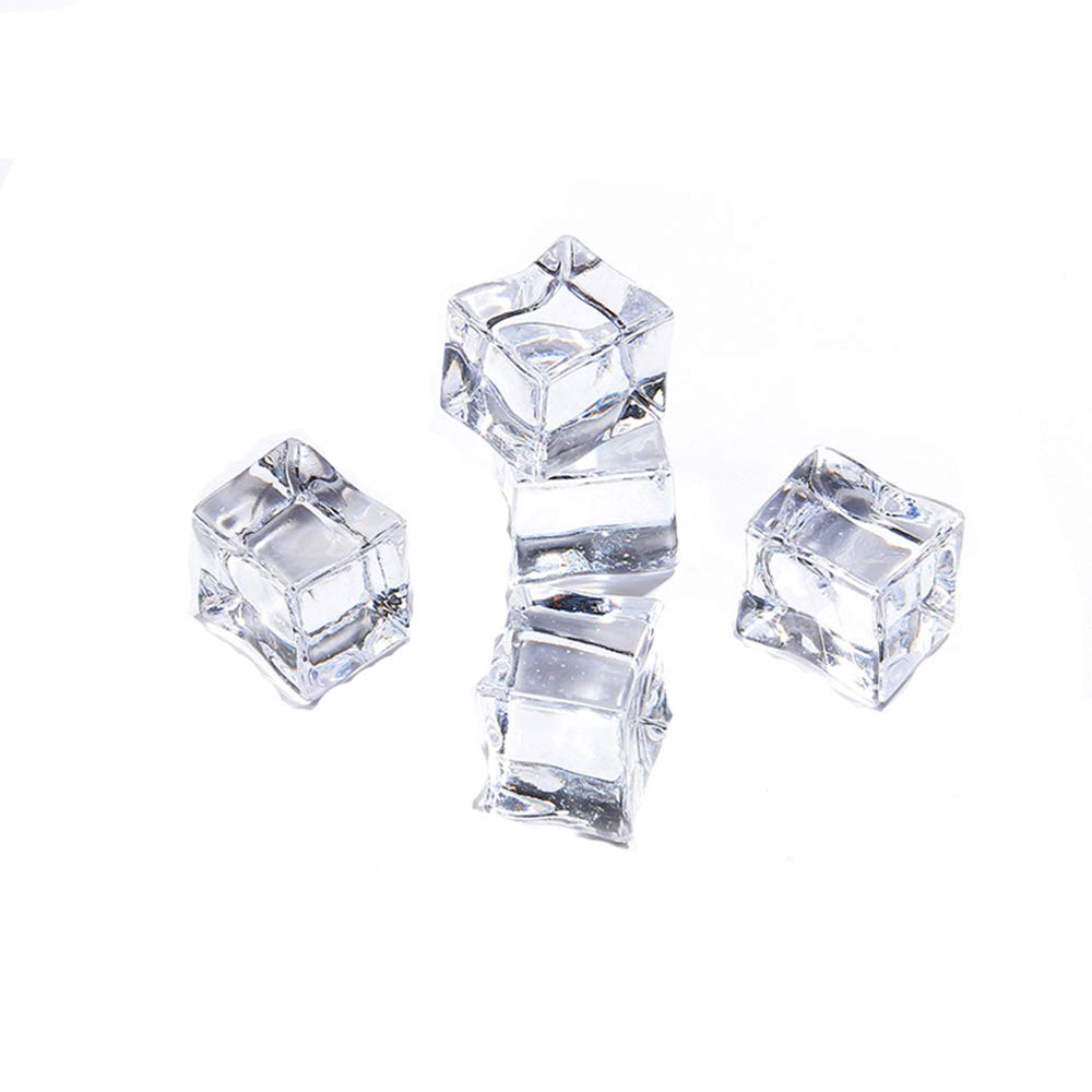 Acrylic ice cubes 20mm clear used as vase fillers and display accents