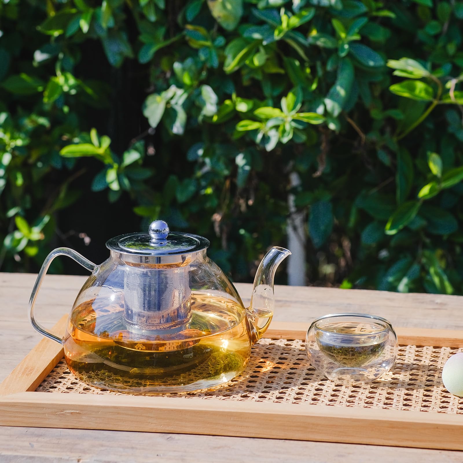Clear glass tea kettle design