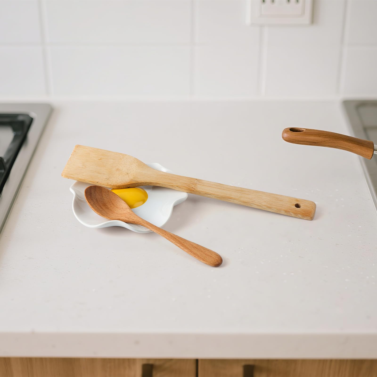 Compact 5.5 inch spoon rest for counter or table