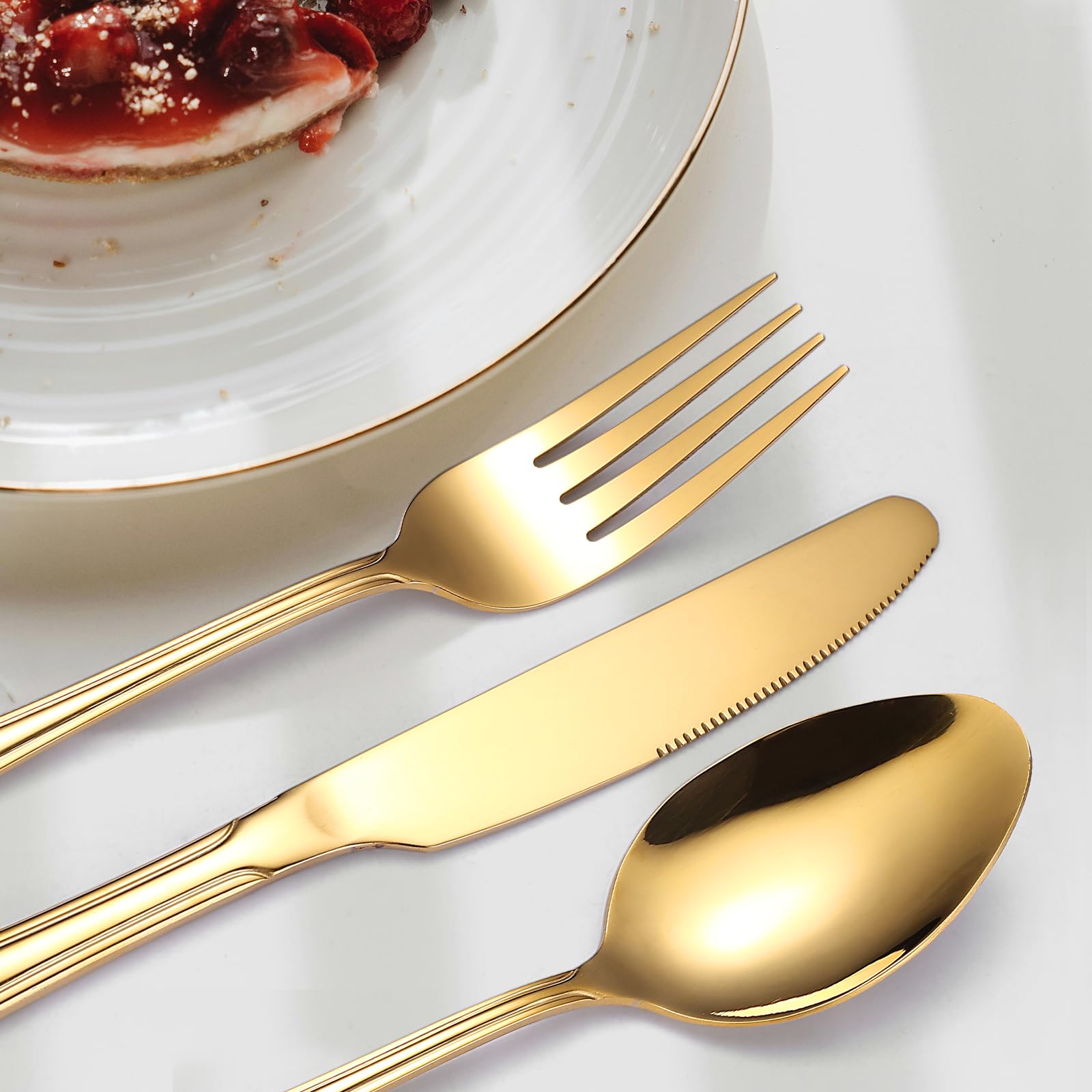 Durable stainless steel gold flatware with ergonomic handles