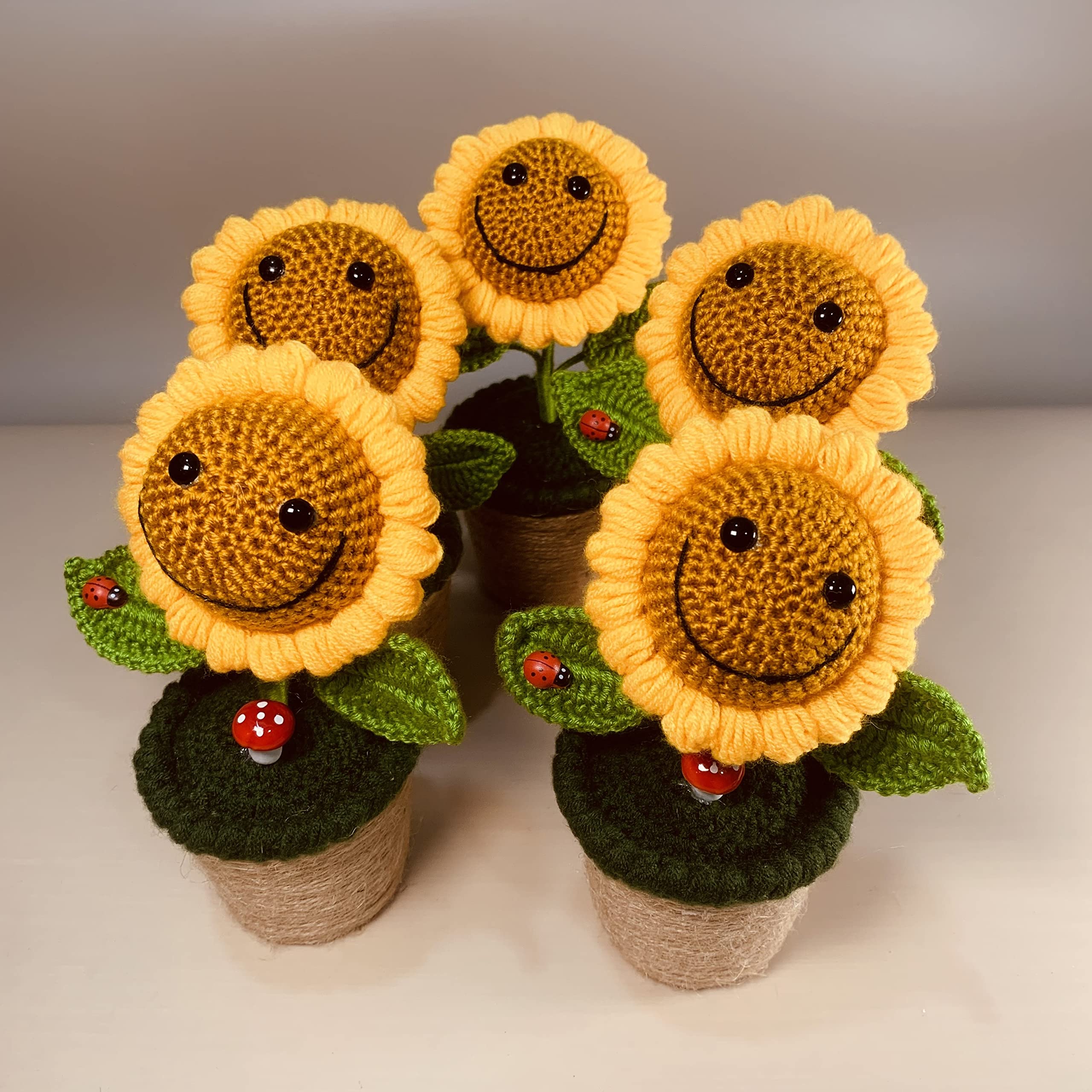 Cotton acrylic yarn sunflower decorative ornament