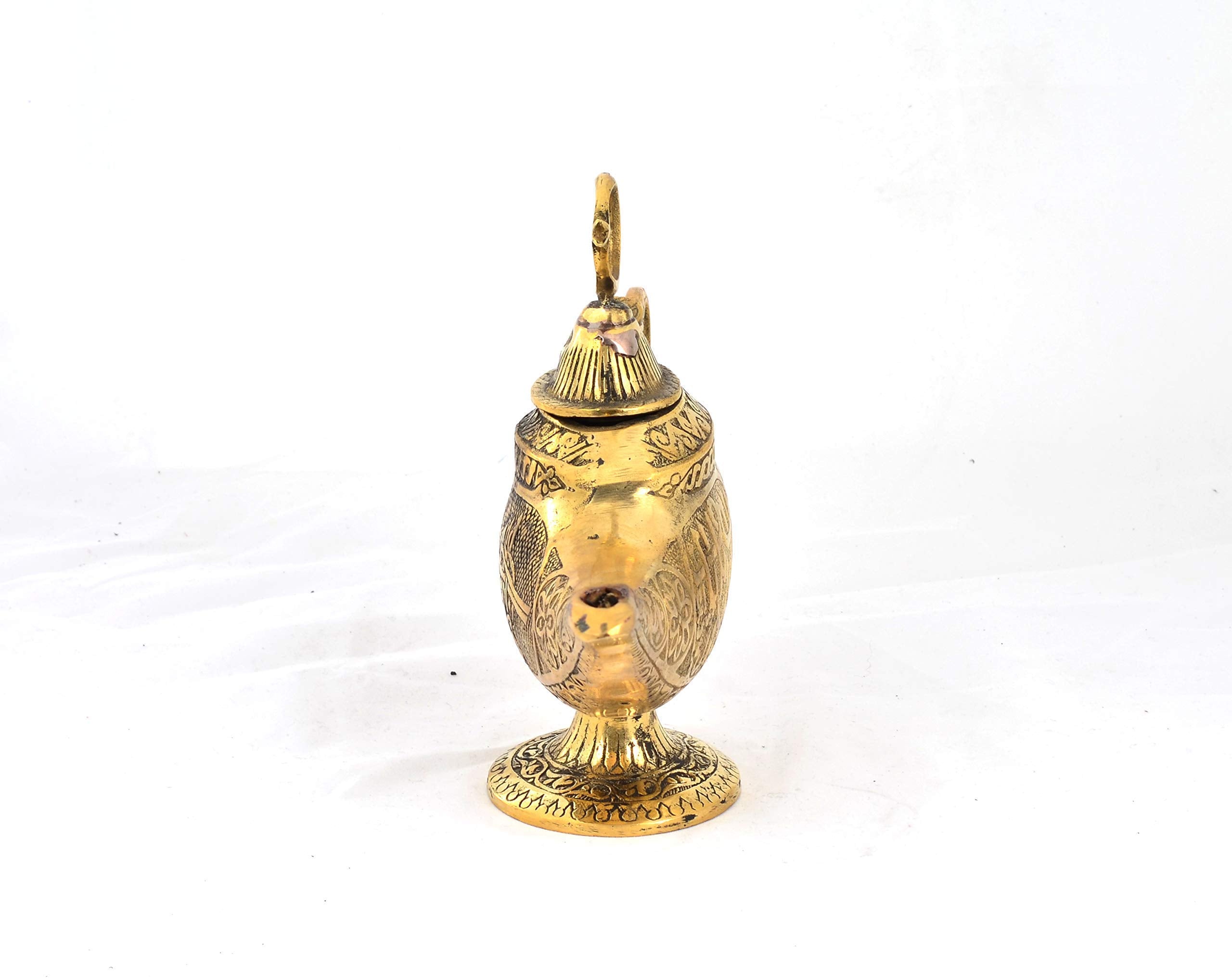 Oil lamp and decorative lamp in brass aladin style