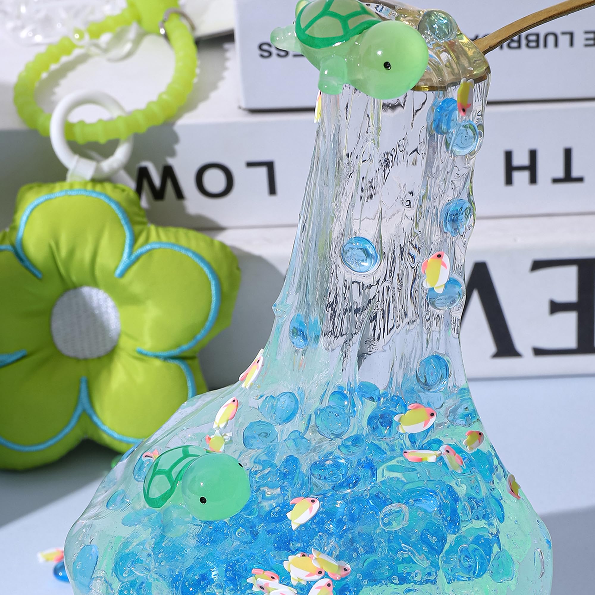 Crunchy slime kit with clear slime and soft toys