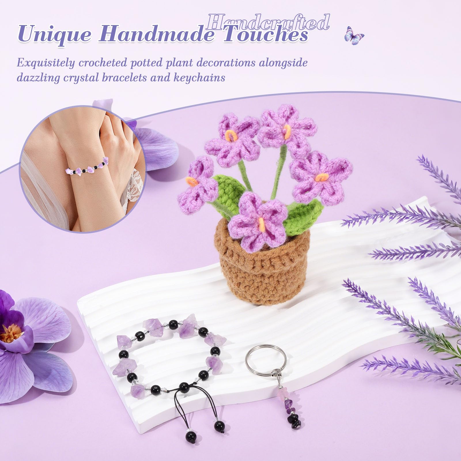 Crystal keychain accessory in the gift basket