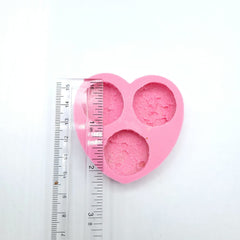 Color variation disclaimer for silicone molds