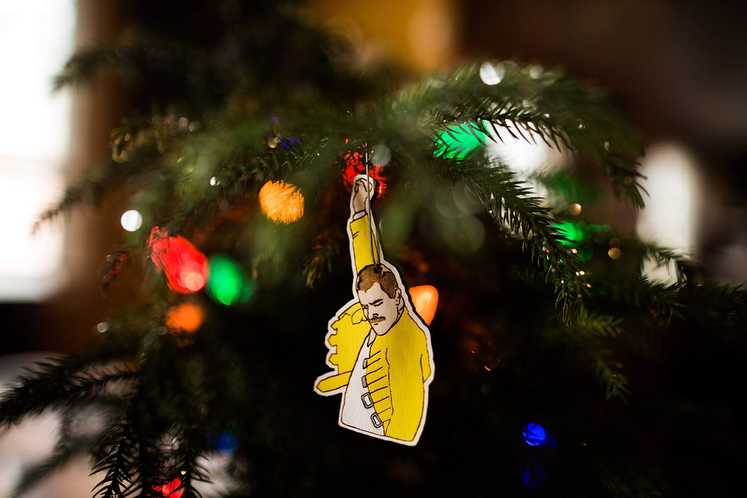 Collectible ornament for gifting and display