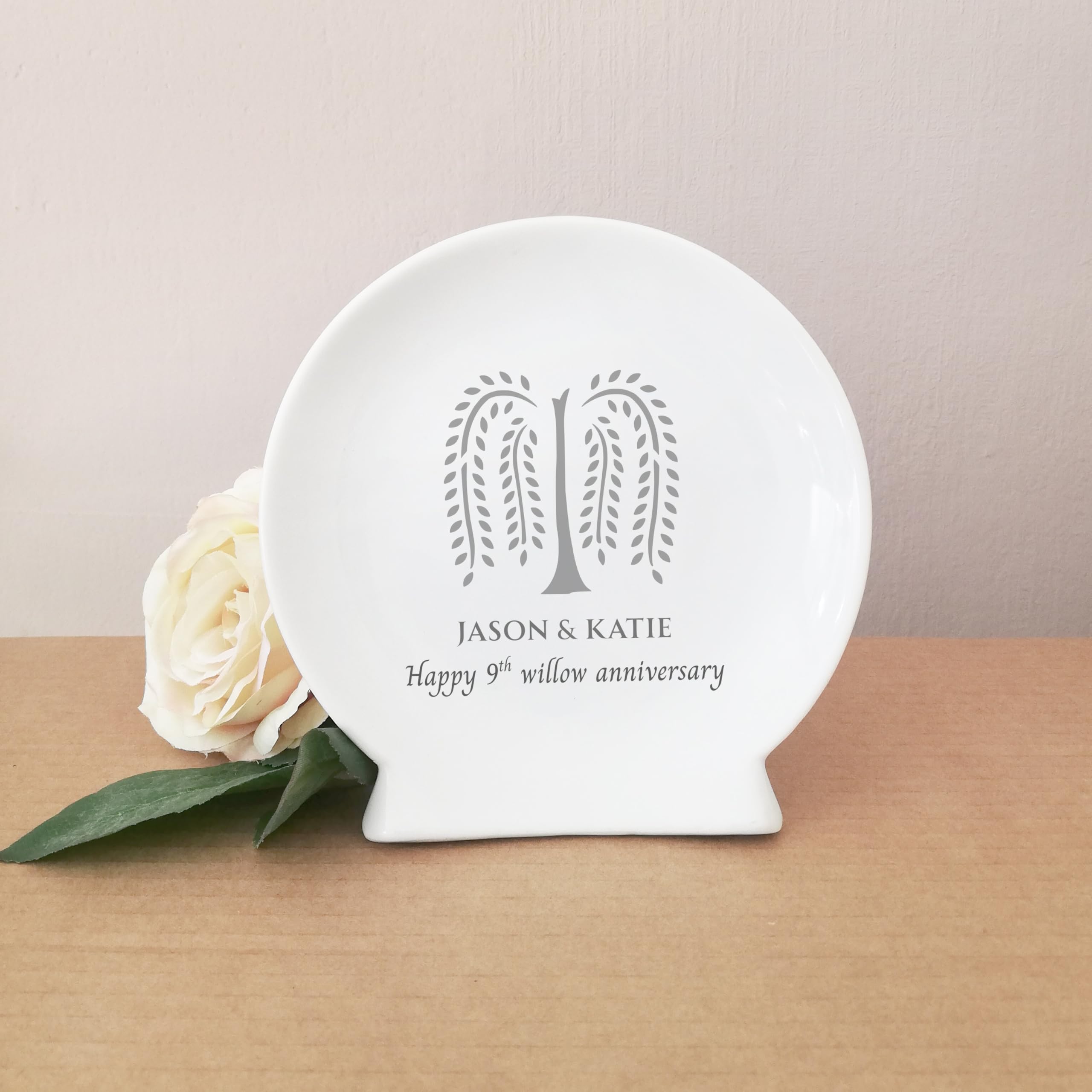 Commemorative wedding anniversary plate with willow design