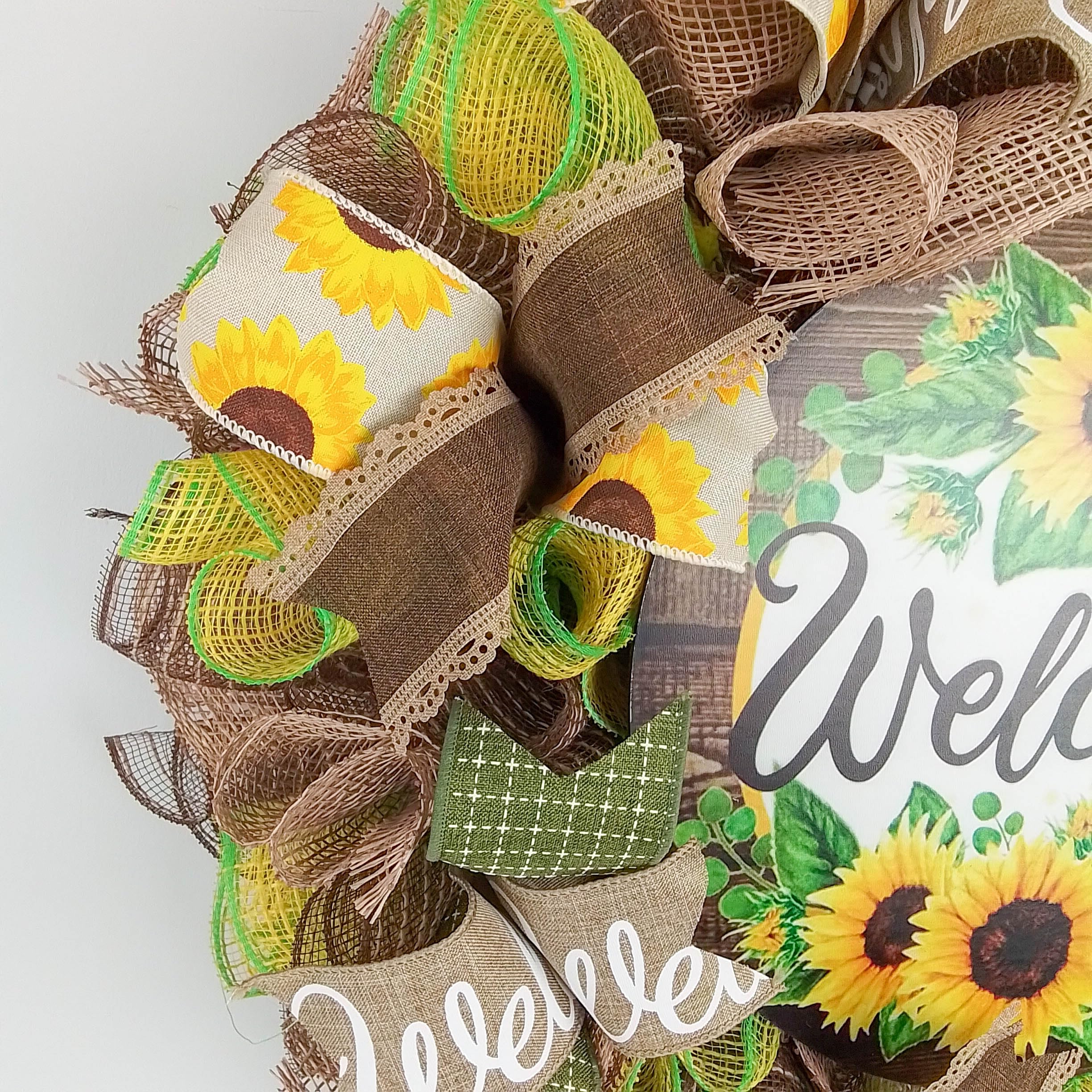 Decorative fall sunflower wreath suitable for everyday use