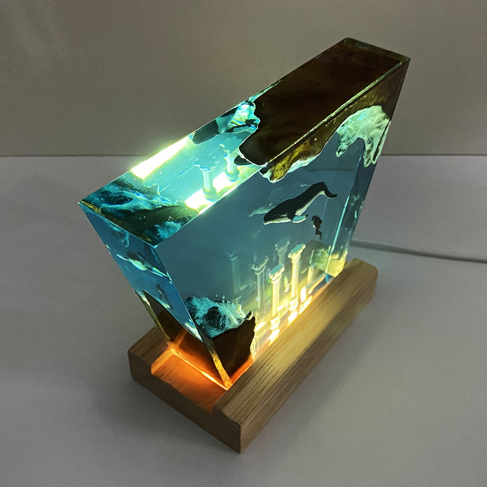 Deep sea diorama style night light decor