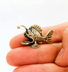length 3.2 cm brass anglerfish miniature