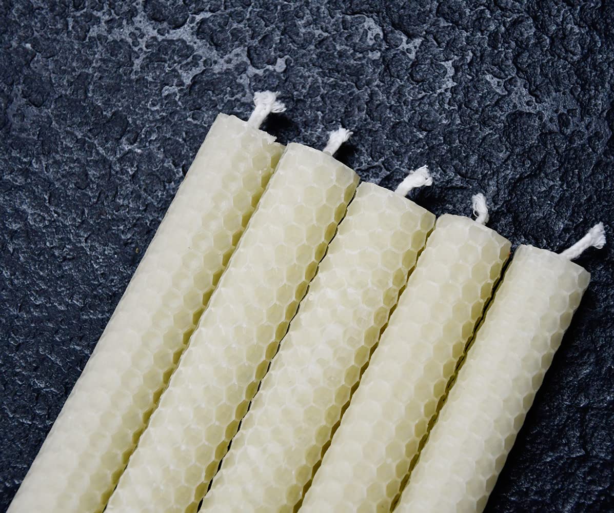 Natural handmade beeswax candles with honeycomb texture by DEYBBY