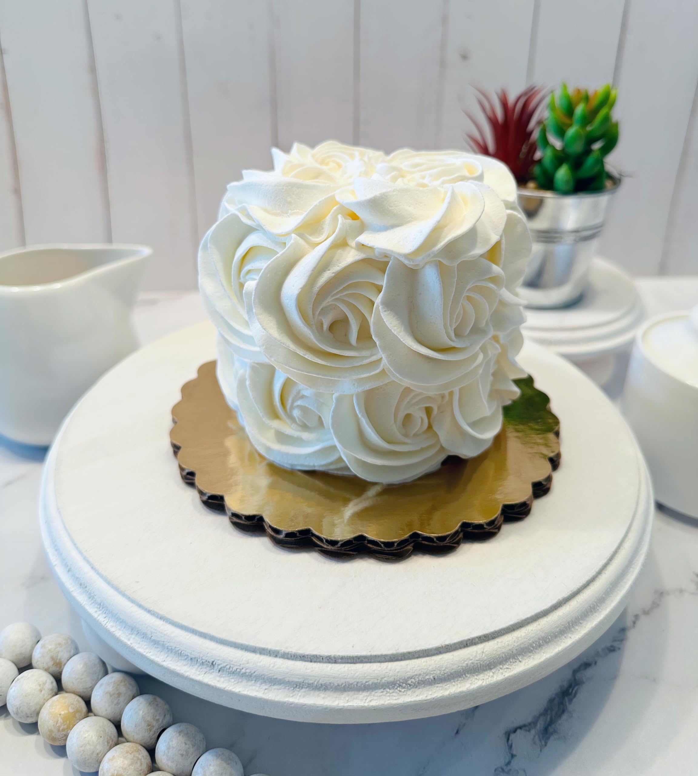 Lightweight foam fake cake for indoor decor